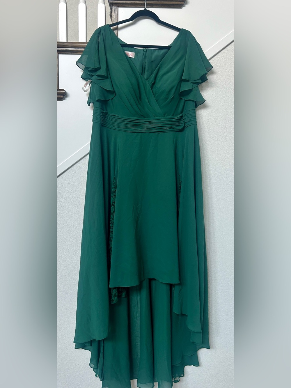 Elegant Emerald Green V-Neck Chiffon Dress from JJ House